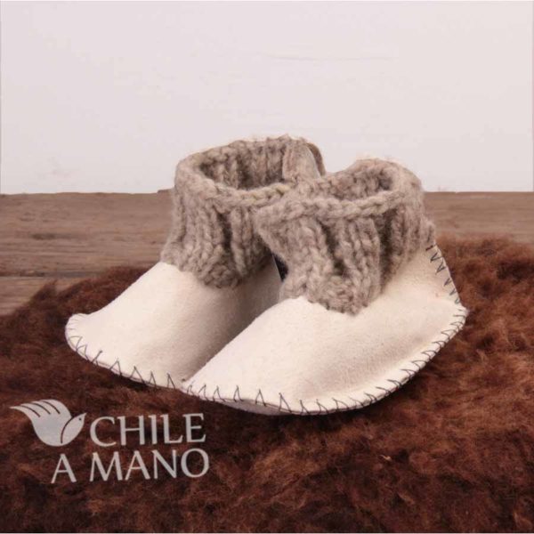 Zapatitos de guagua en cuero de oveja