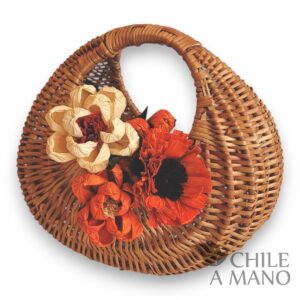 Alternative view of Canasto luna de mimbre