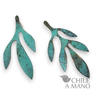 Aros ramita de maitén con pátina verde