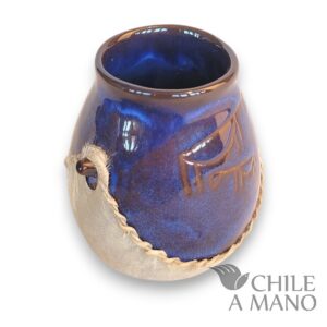 Mate alto de cerámica esmaltada color azul y cuero