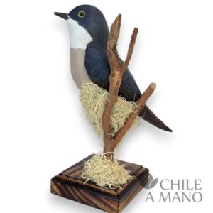 Aves chilenas talladas en madera - Golondrina - pedestal