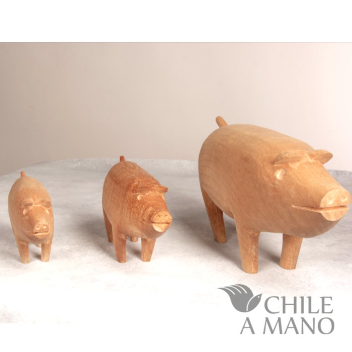 Chanchitos de madera tallada